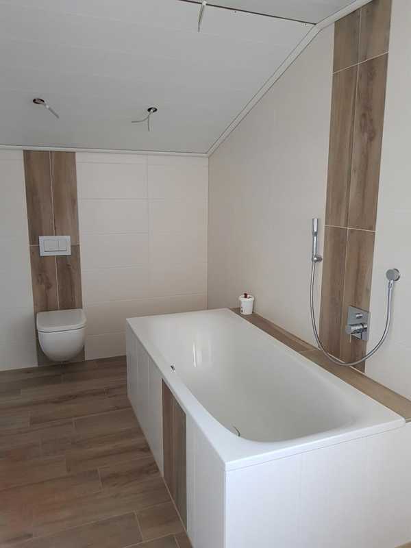 Fliesen in Holzoptik